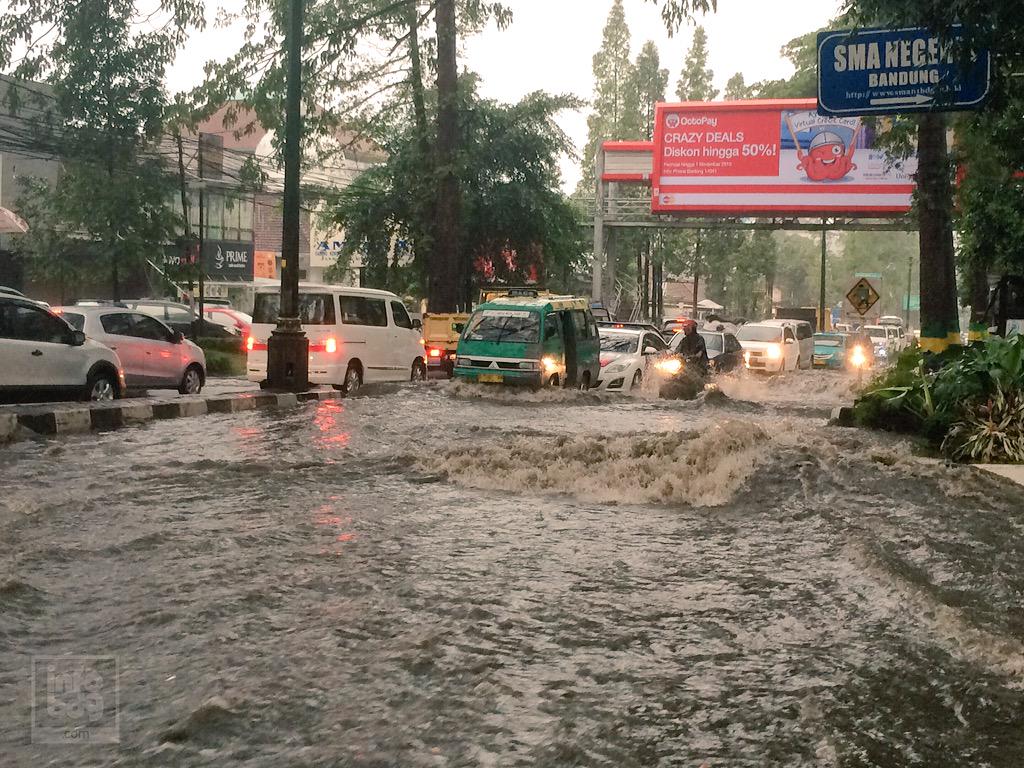 Bandung Daily Pic tweet media