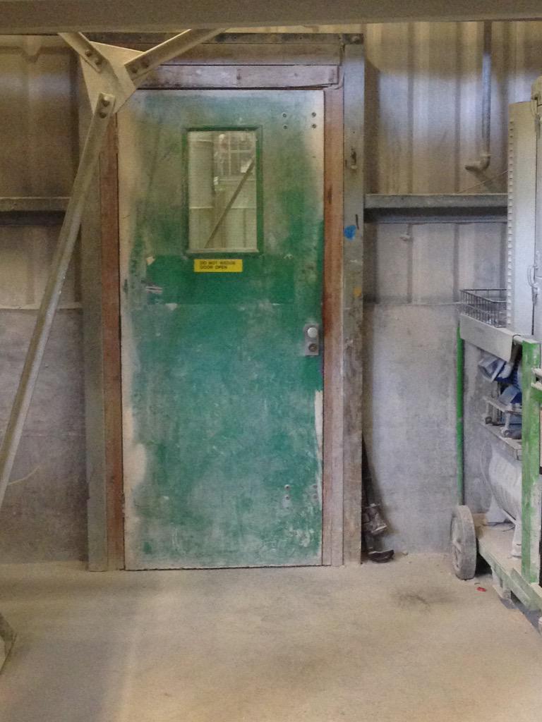 csmBACD's tweet photo. Pass through this innocuous door and you get this! @JohnsonTiles @shape_the_world #stoketrip2015 http://t.co/iE9I1mmPnR