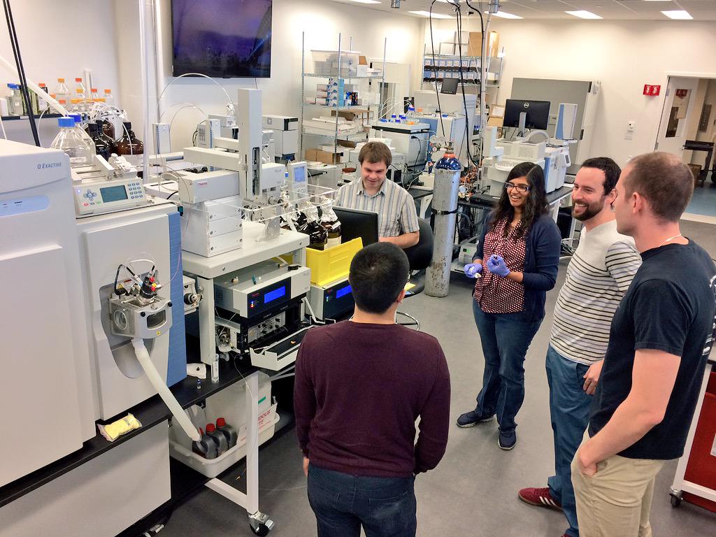 Ginkgo's tweet photo. #TestPipe is giving our #QExactive some love @thermosci http://t.co/U3EEImDCKe