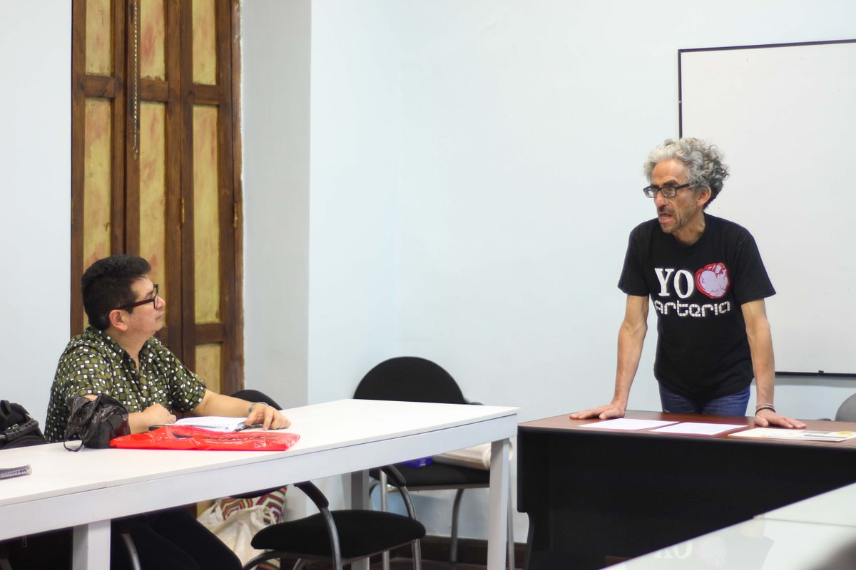 estoestodo_'s tweet photo. #FAAC2015 Taller de Creatividad con Antonio Caro en el marco del Festival de Arte de Acción de Cuenca, FAAC 2015. http://t.co/FPQRcDpGro