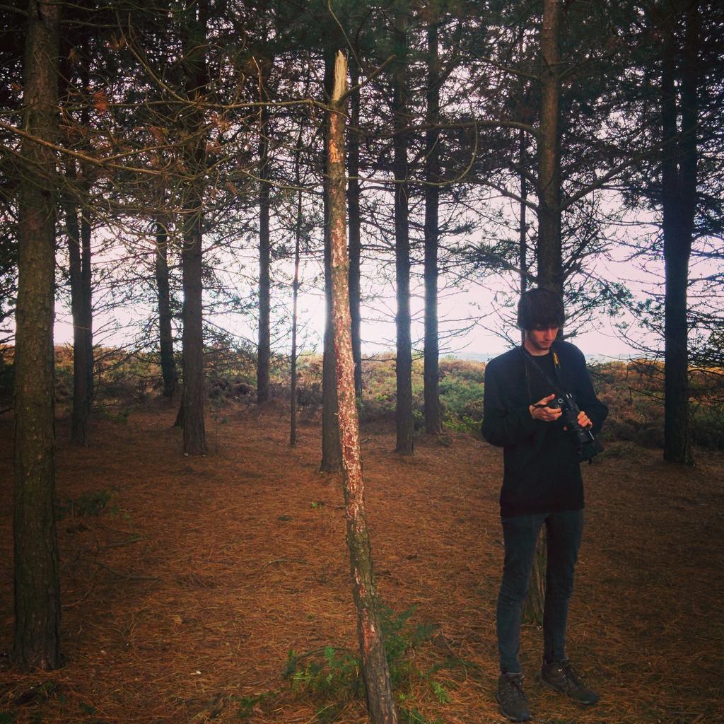 MrStanWhite's tweet photo. Filming in the woods
#woods #filming #eviltrees http://t.co/bTMAP52gxD