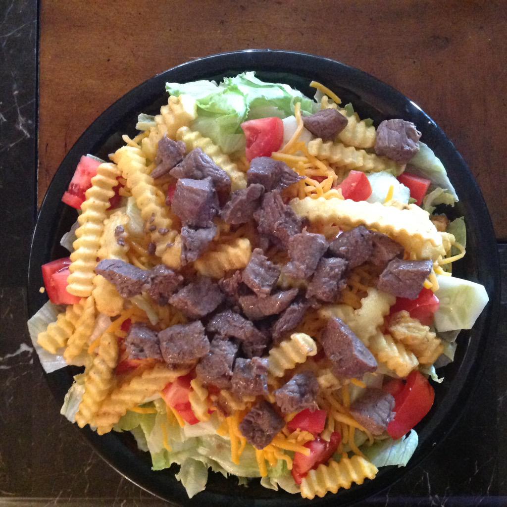 Happy Man = Steak Salad on today's blog! pro-cooks.com/blog #food #cooking #blog #recipes