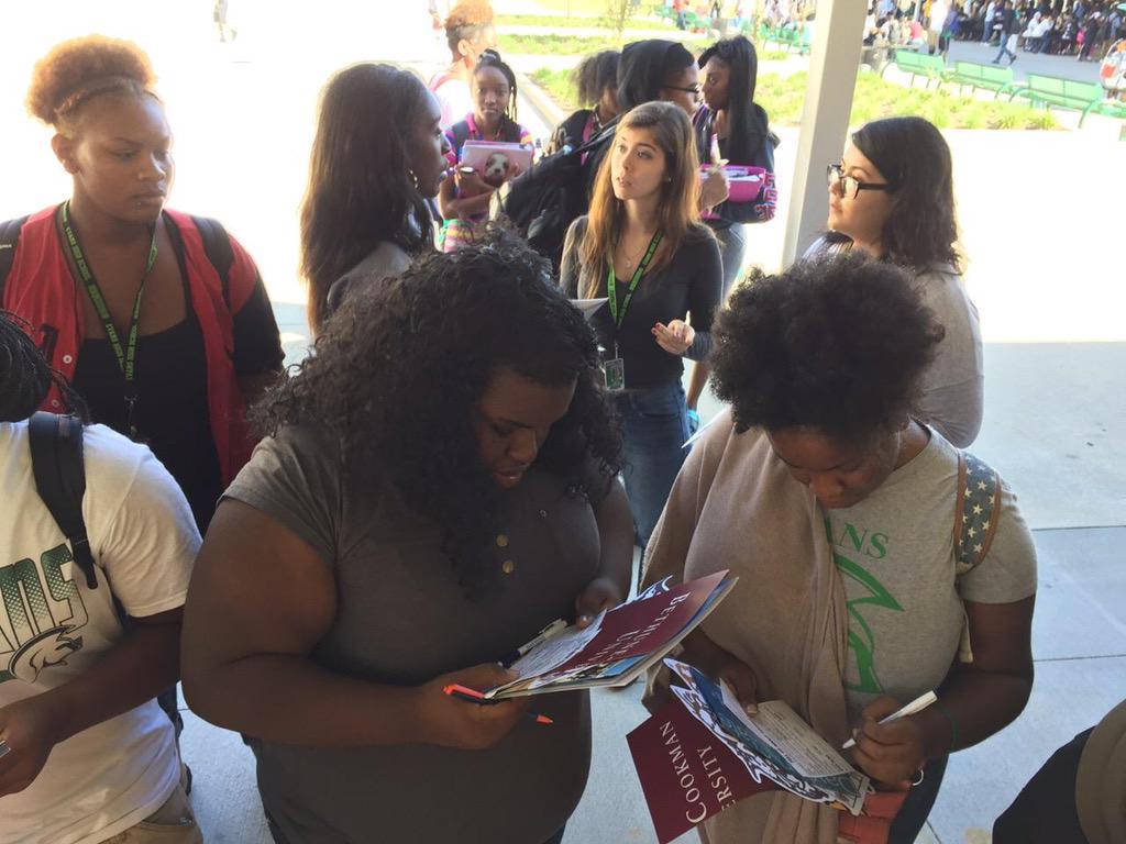 savstateadmis's tweet photo. SSU recruiter, Ms Garcia at #EvansHigh School, #Orlando #FL. #ssurecruits #floridarecruitment http://t.co/gt5NM9mJpv