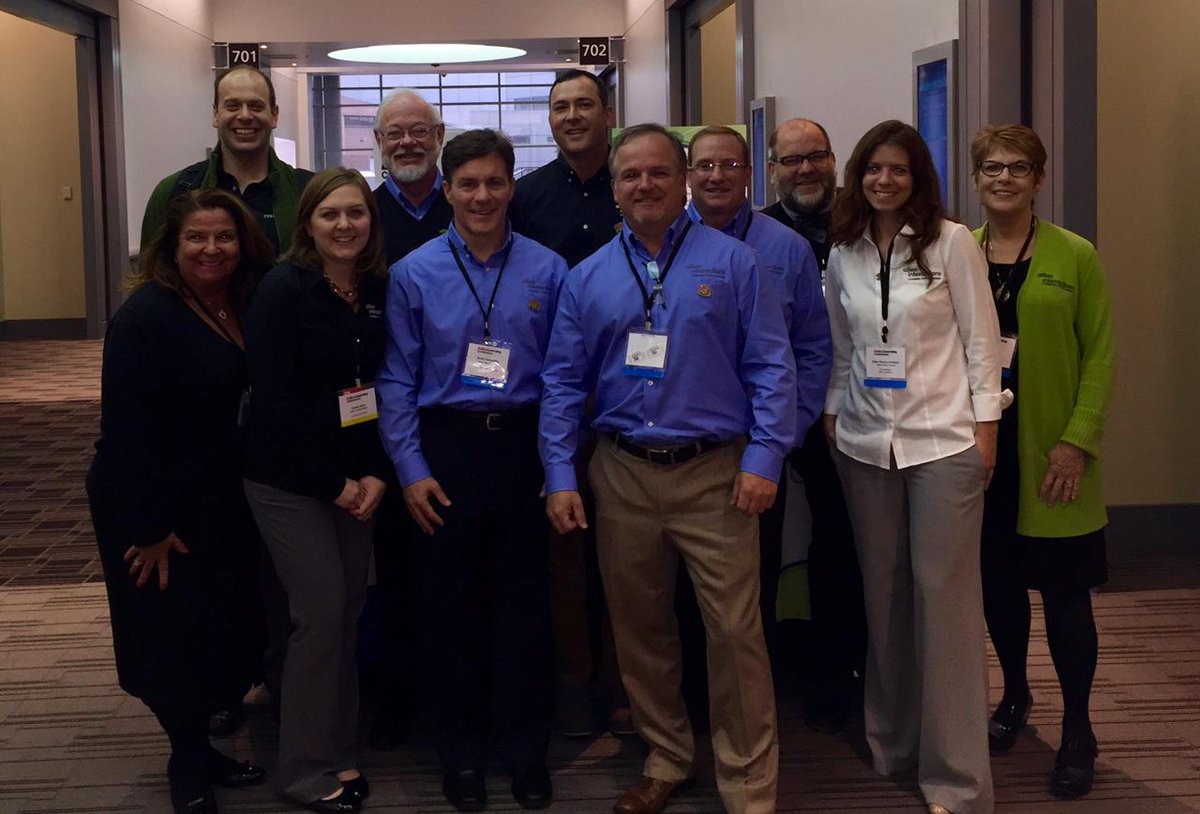 customelearning's tweet image. The #allenEXPERIENCE team! @C_More_Zebras @rhillsites @ethanaedwards @EllenBJohnson @carriezens #OLConf