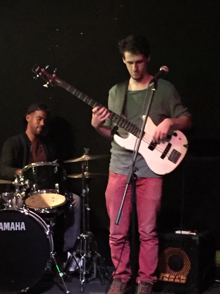 Left handed outlet bass players