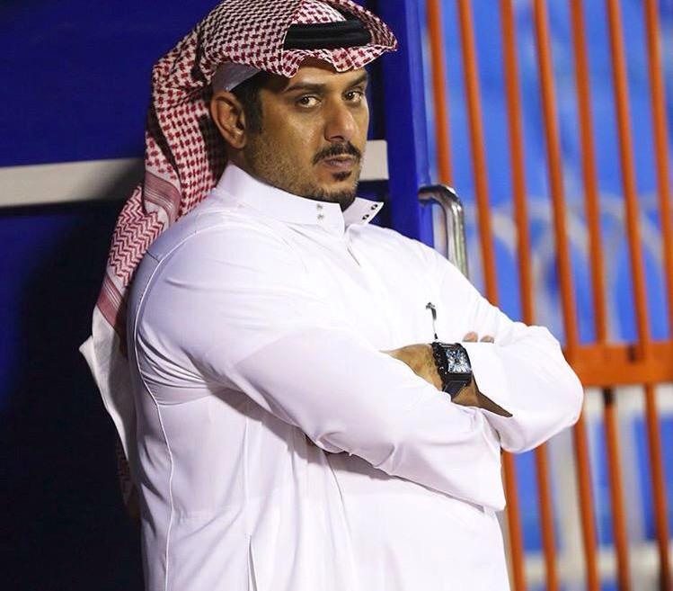 aammyy2012's tweet photo. ~ وديه كانت او رسميه #وجه_السعد لايغيب 
، الرجل المناسب بالمكان المناسب 😘💙،! http://t.co/CdmJl1kliN