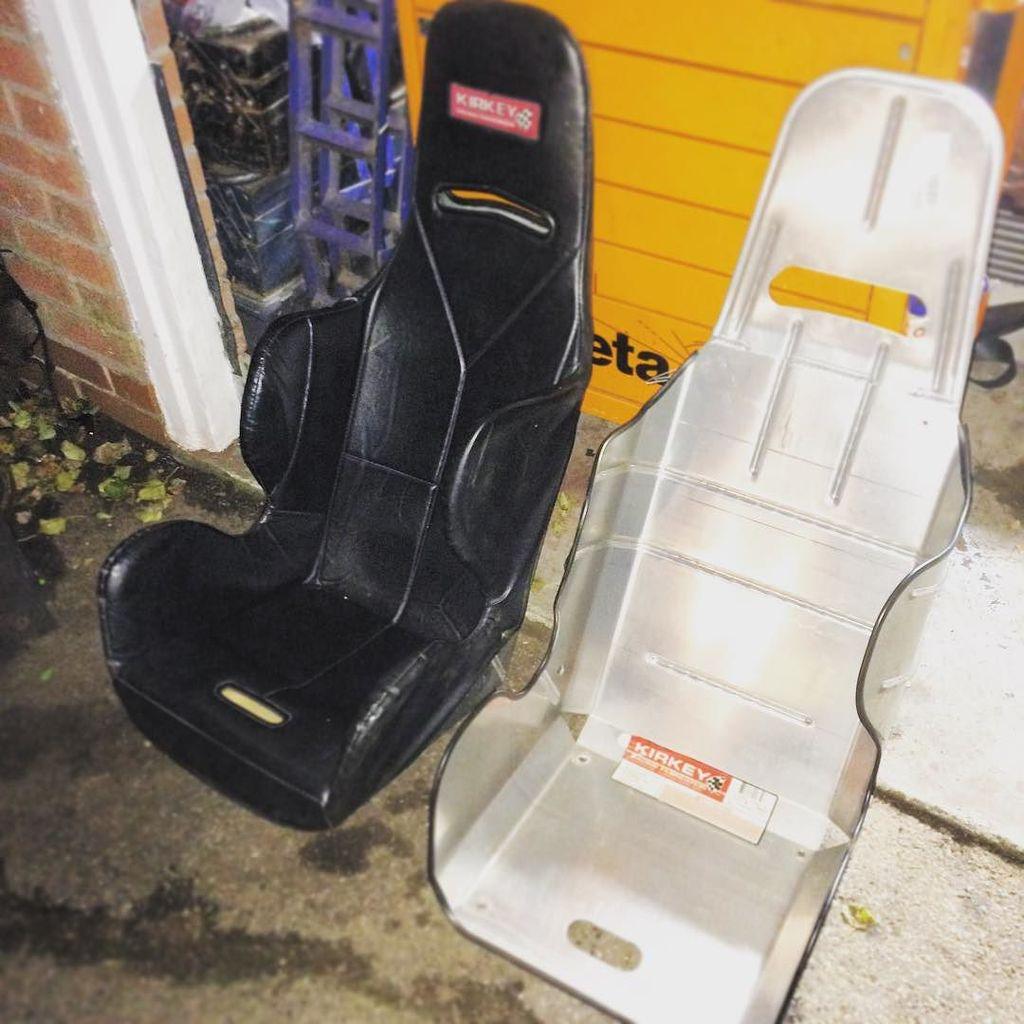 m_mediouni's tweet photo. #kirkey #mx5 #miata #mazda #turbo #seatday #newparts #turbo #drift by itsuki86 http://t.co/YaNhdewWrE