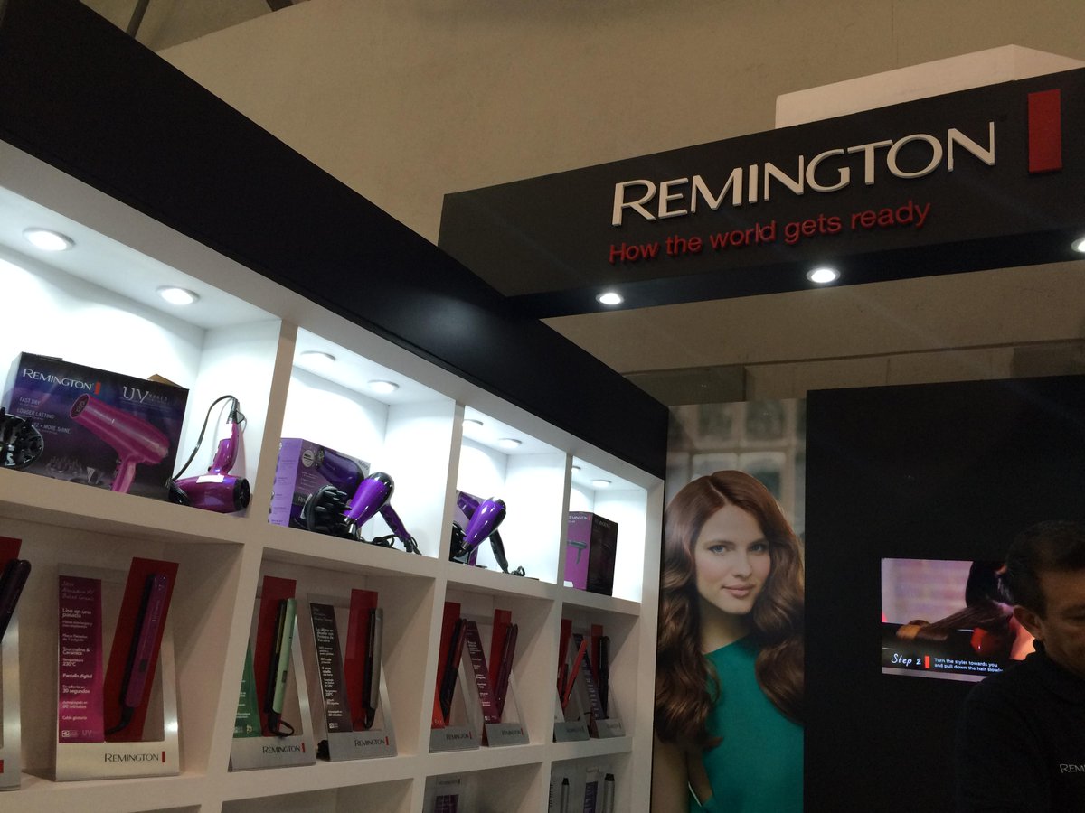 Chedrauioficial's tweet photo. La marca @RemingtonMexico es líder en el cuidado del #Cabello y muestra su eficacia en #ExpoChedraui http://t.co/9Ozl67PV4x