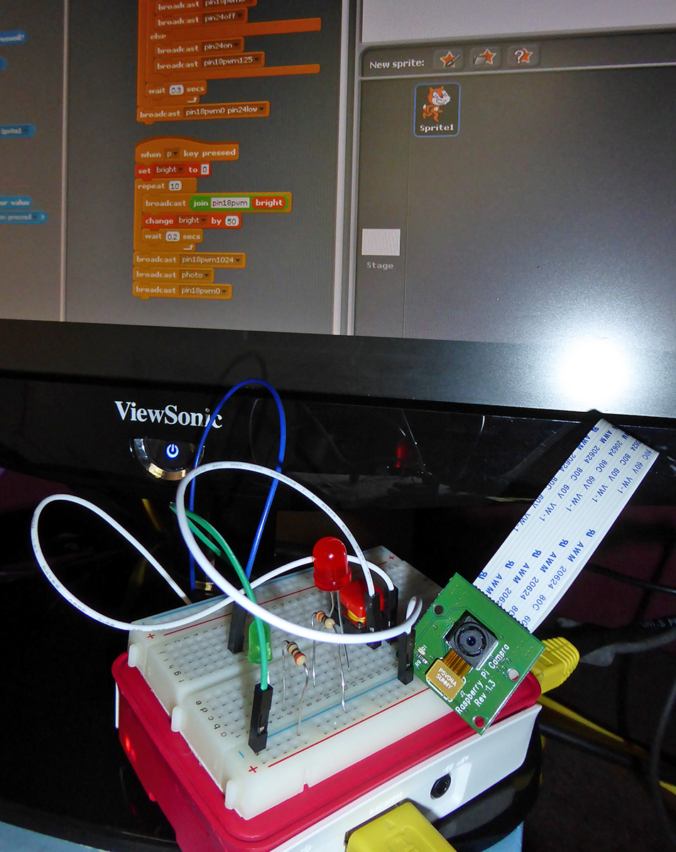 Raspberry_Pi's tweet image. New post: A new version of #Scratch for the Pi: now with added #GPIO goodness raspberrypi.org/blog/a-new-ver…