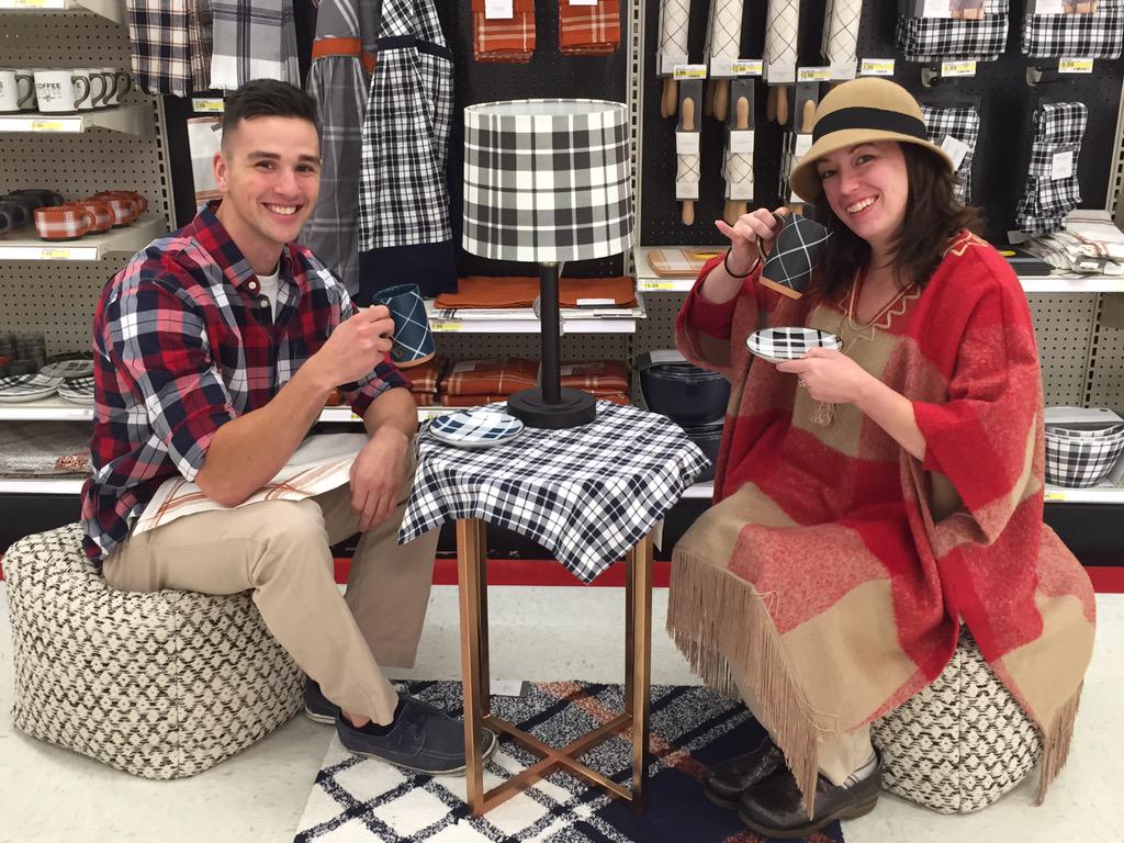 MollyFreeman86's tweet photo. #targetismadforplaid at T1496 @laobrien924 @JimHogan23 @samshah21 @hoffmanvida http://t.co/cPtOwz9HPV