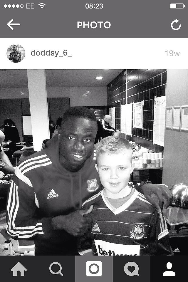 Doddsyy6's tweet photo. Thx for the photo @PapiCheikhou http://t.co/3dIRhIzD1a