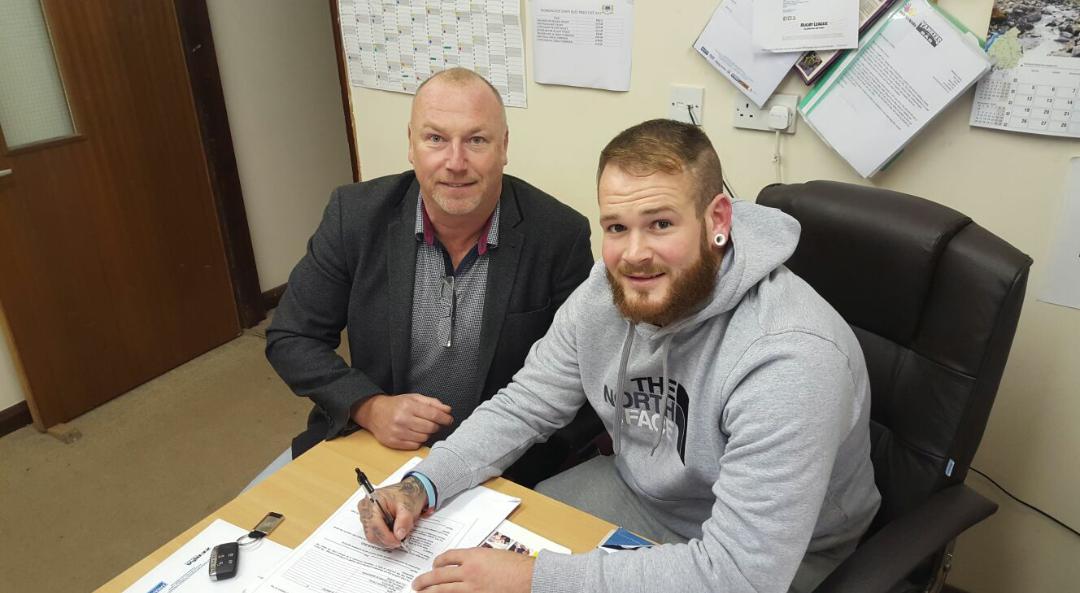 WorkingtonTown's tweet photo. The club are pleased to announce the resigning of forward Stevie Scholey for the 2016 season.
#upthetown http://t.co/BKDERwXLQ3