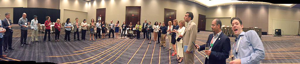 AugustoSellhorn's tweet photo. Panoramic picture of the @HispanicForumGE #GEHFSUMMIT planning committee http://t.co/yLc1NKXwKQ