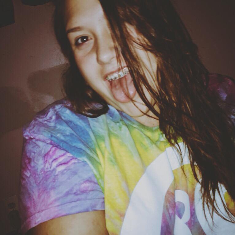 nicsws's tweet photo. woman crush wednesday worthy?? @SEBTSB ππ #sebmerch #Nov2 http://t.co/MnWzaZkICw