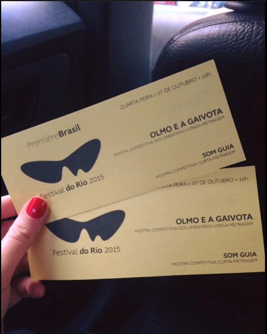 petracostal's tweet photo. Ingressos na mão para a grande noite de estreia do nosso novo filme @olmoandseagull hoje às 18h no Cinépolis Lagoon! http://t.co/E2BO2qfS6h