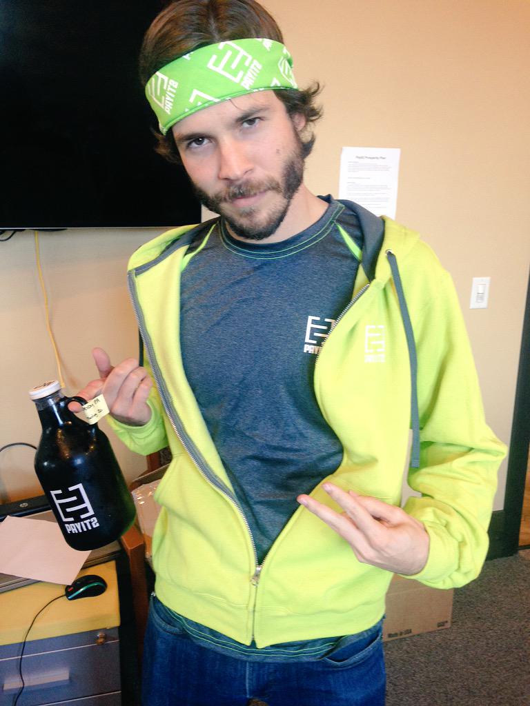 YouPayIt2's tweet image. 2 much PayIt2 Swag? #Never2Much #2Pints #2Easy #2Cool