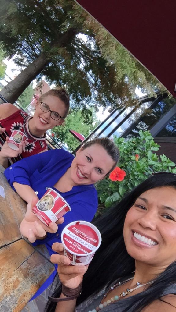 _oncruzcontrol's tweet image. So thankful for my Blufish team! #Fieldtrip #Blufish #marketing #design