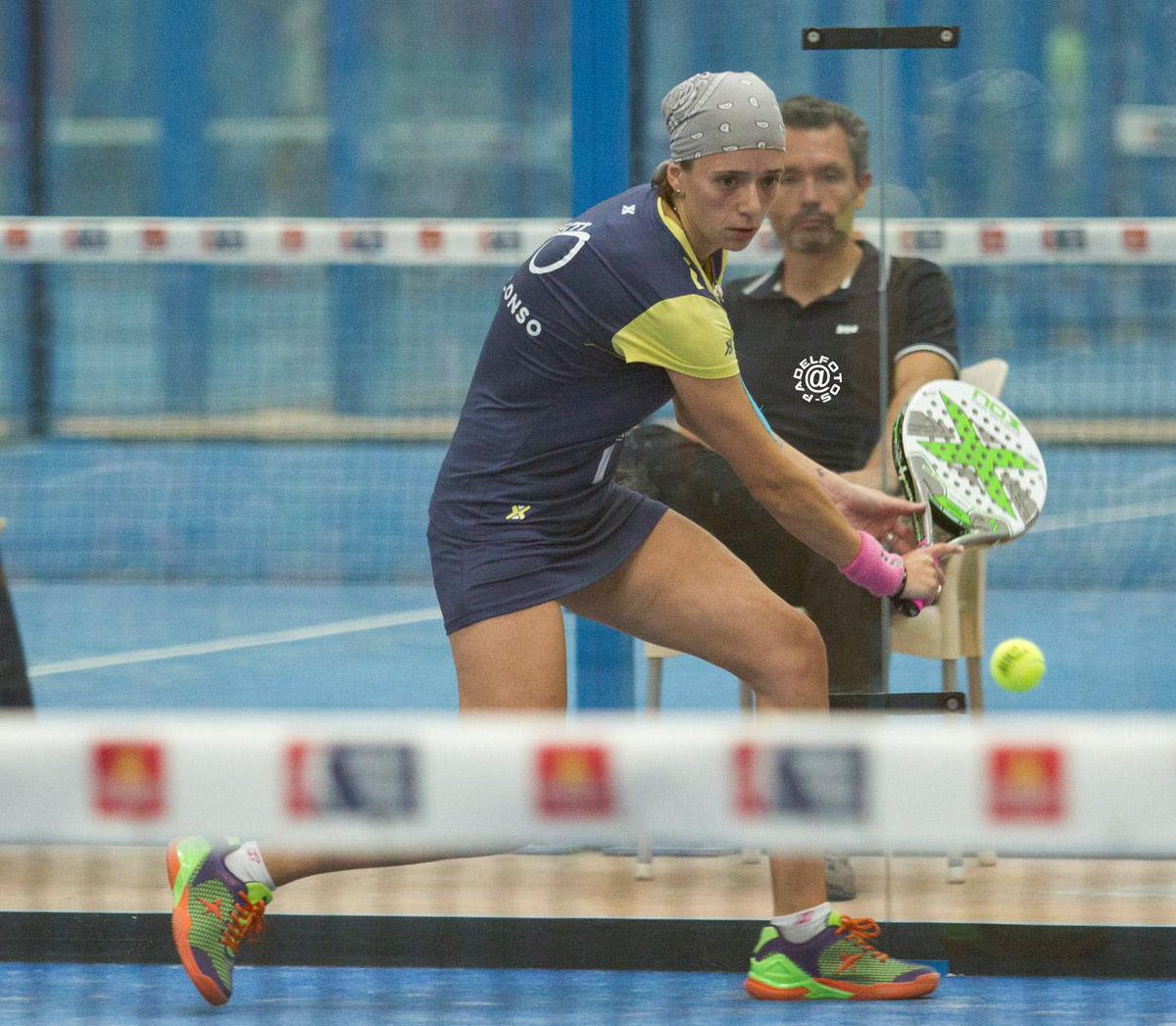 padelfotos's tweet photo. Octavos #WPTMadridOpen | Vanesa Alonso #padelfemenino #padel http://t.co/KnXoM9NtfD