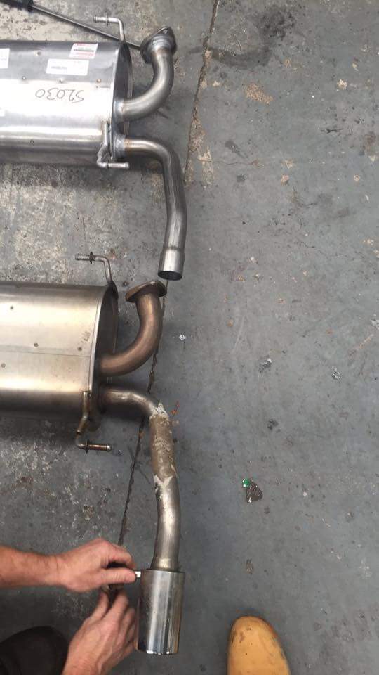 Russell0464's tweet photo. @evanshalshawuk wont be buying another car from you guys. Car was sold to me 2 weeks ago like this. Shoddy!! http://t.co/uwCJ0goVIx