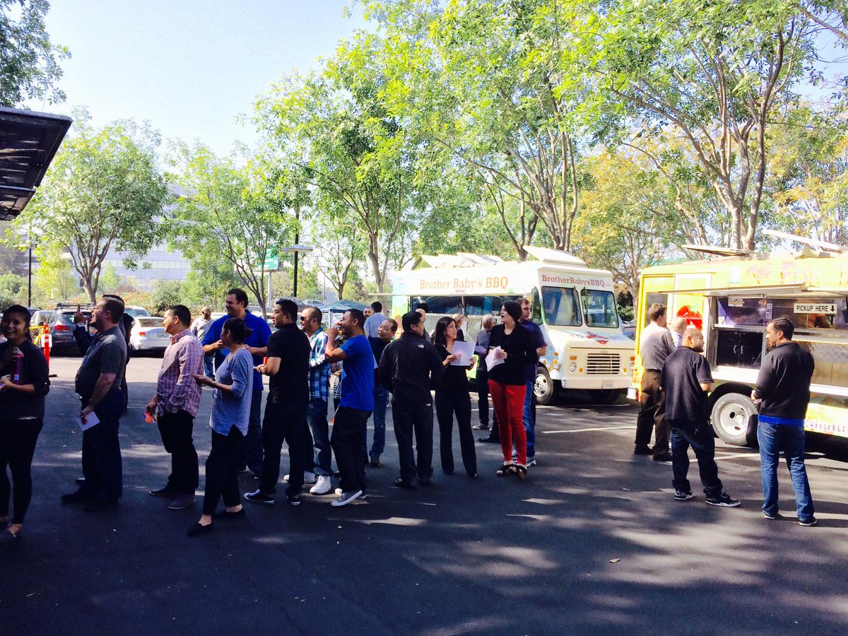 Curbsidr's tweet photo. Proud to serve a great company like @8x8 that treats their 500 employees to a delicious lunch :) http://t.co/IJ7ttdDD5L