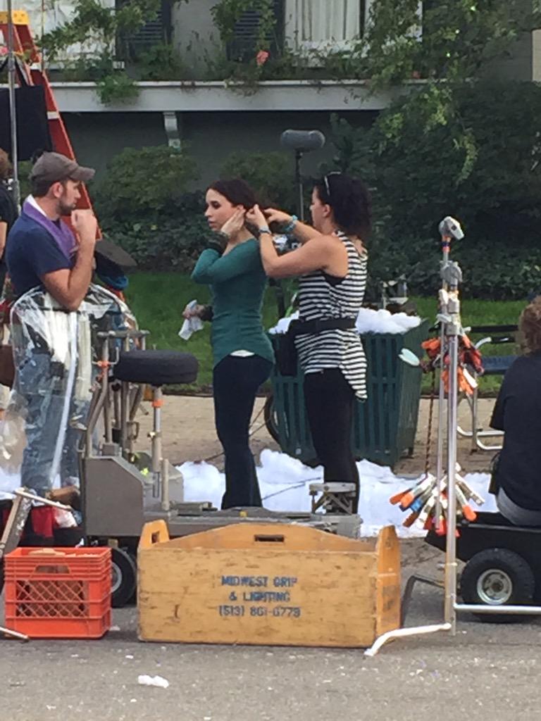 jane_elli's tweet image. spotted: @IamLaceyChabert , not wearing pink on a Wednesday #notfetch