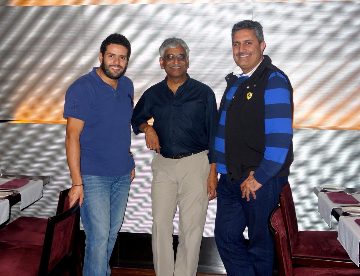 seemohan's tweet photo. Updated slides of Dec 2014 @TiEDubai #BigData talk @ http://t.co/mUSCciKtSV Hosted by @PKGulati #TiEConDXB #Dubai http://t.co/Ra5nf8layj