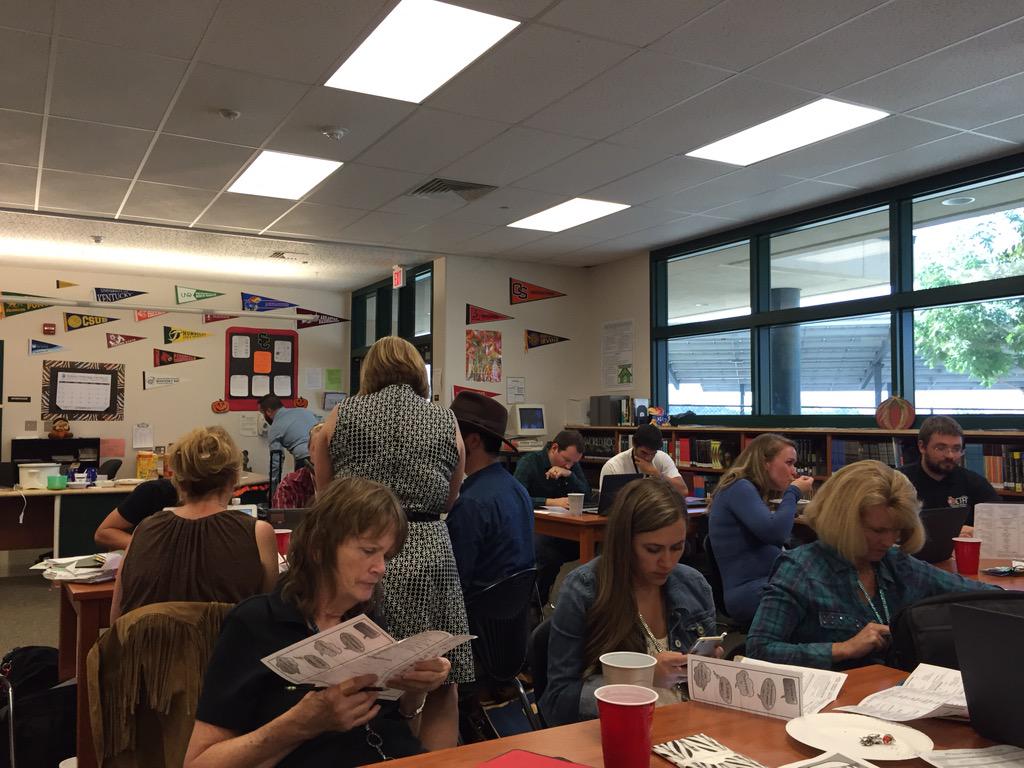 DocMartin2013's tweet photo. #sccarocks staff working with #LiquidText and think aloud prompts to use with students #IB #wedbsd #BSDSPED http://t.co/2nVeawPqw3