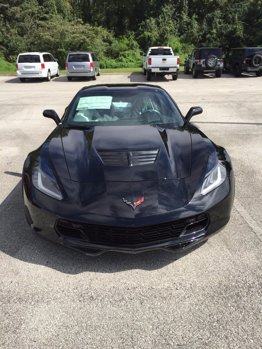 GarberGMcars's tweet photo. Just in! #2016Corvette in Laguna Beach Red and the Black #Z06 http://t.co/Hb77PkSYCA
