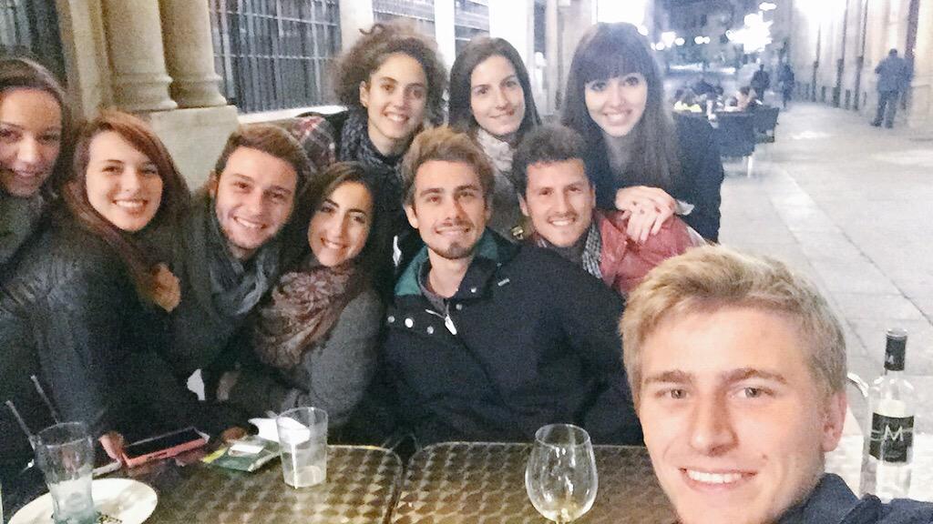 LaGuaridaSA's tweet photo. La guarida se sociabiliza! http://t.co/kYAFXB5z08