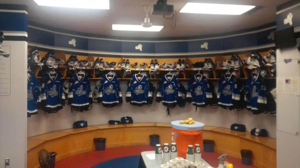 victoriaroyals's tweet image. Pitter, Patter, let's get at er! Room is ready for tonight's contest between Royals &amp;amp; Chiefs @SOFMCVIC at 7:05 pm!