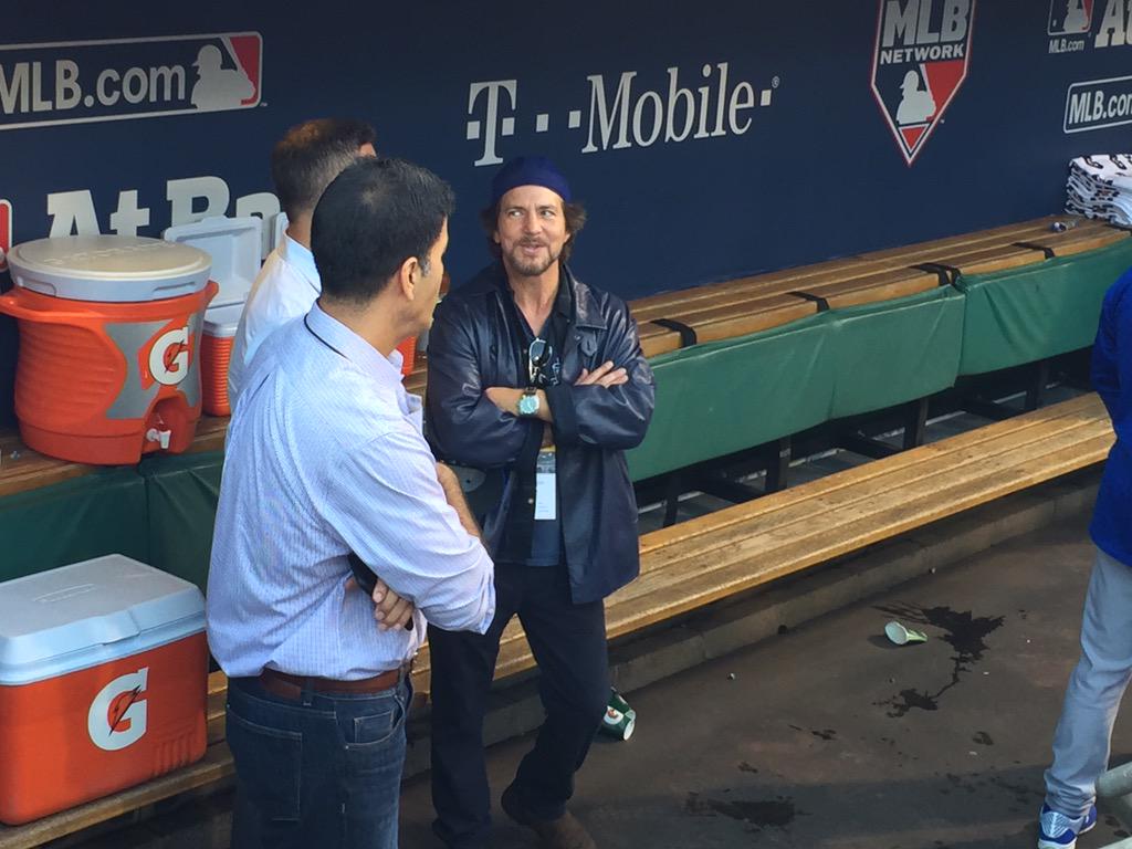 MattSpiegel670's tweet photo. Not a bandwagon jumping celebrity fan. Did he bring Jose Cardenal? RT @670TheScore Cubs have a visitor in the dugout. http://t.co/R6IUTQLMs4