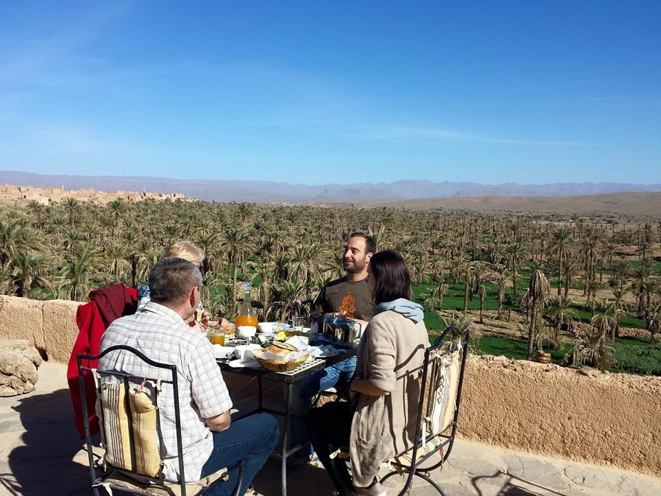 RoadToMoroccoTo's tweet photo. 12 days #expedition : learn about the #Amazigh #culture and #enjoy dramatic #landscapes http://t.co/vgP6PtpQ6H http://t.co/50McGThGDS