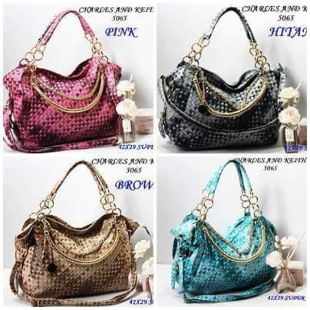 ANF_FASHION's tweet image. 250rb