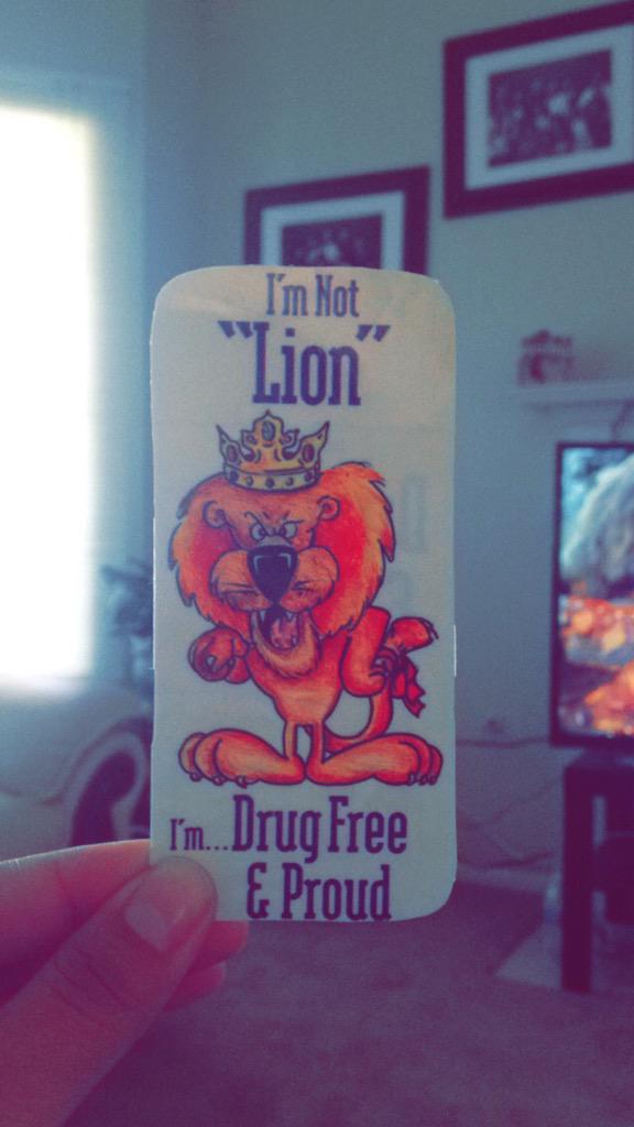 Joaannna__'s tweet photo. Omg I can't ππππ @_stephaaanieeee #Youlion http://t.co/QRA5IAVW5L