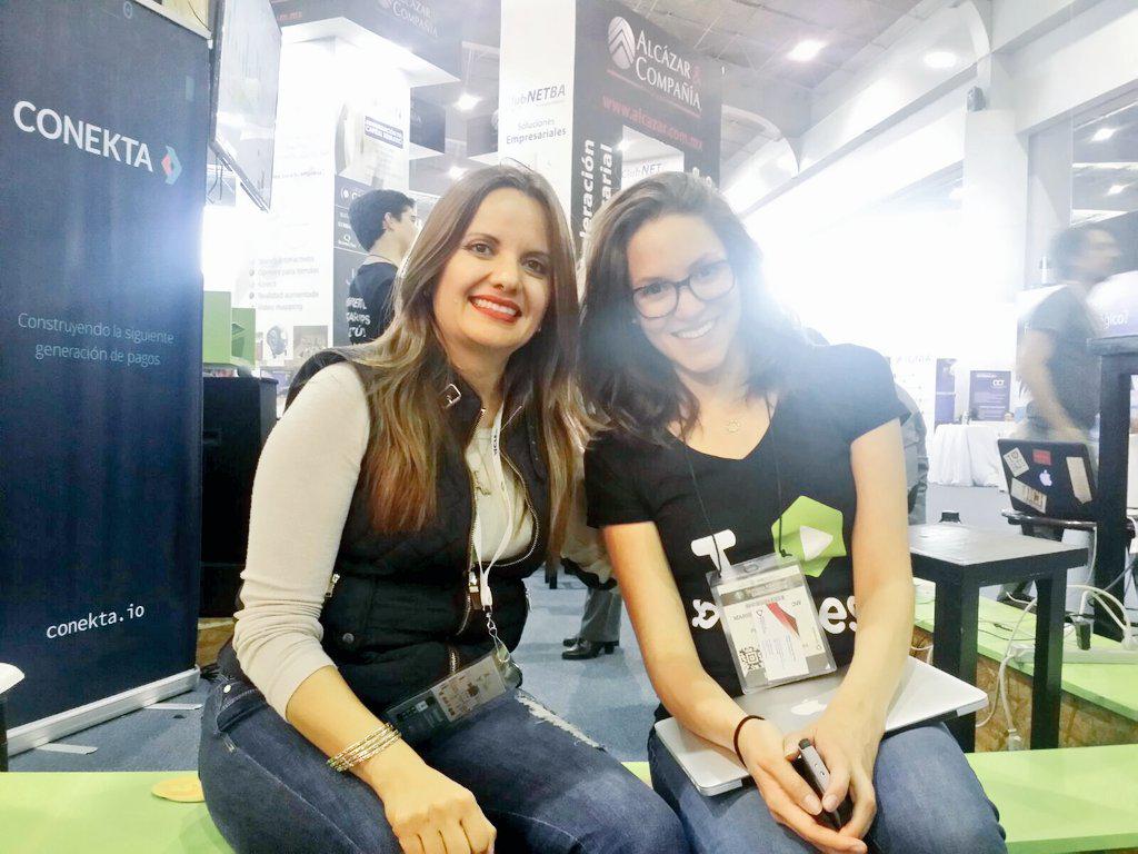TereQR's tweet photo. Les deseo lo mejor y mucha abundancia a los chavos de @playbusinessmx, excelente charla con Marisol COO &amp; Co-funder http://t.co/GZXsdNdgb3