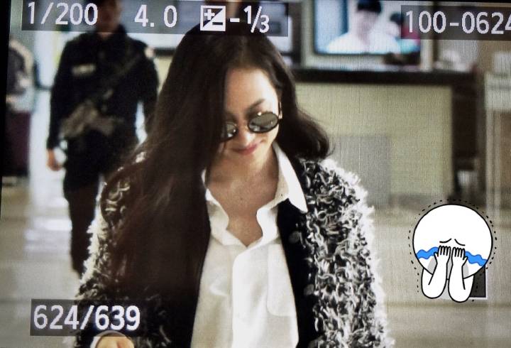 crouchy929's tweet photo. Safe flight victoria bb :D (excuse my previous typo lol) http://t.co/b6KcHCz31G