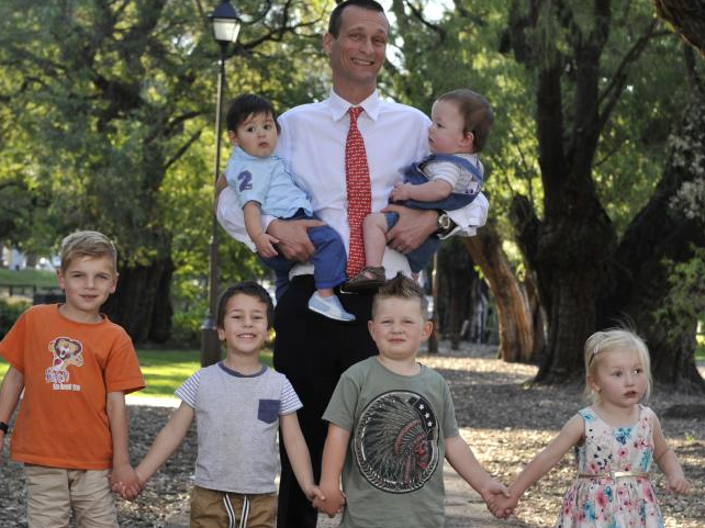 RCH_Foundation's tweet image. .@RCHMelbourne surgeon reunites w/ 6 of his patients who needed complex lifesaving surgery bit.ly/1FQRhsg