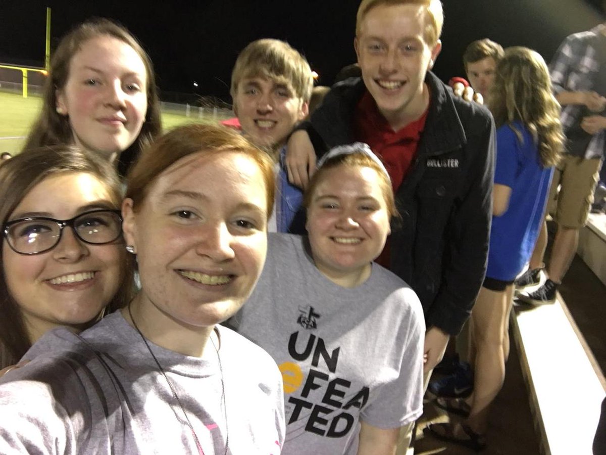 morgann__joness's tweet photo. Can I say something?? Ran into these people at Fields of Faith #FCA #WHFOF http://t.co/6ecmFDlxfX