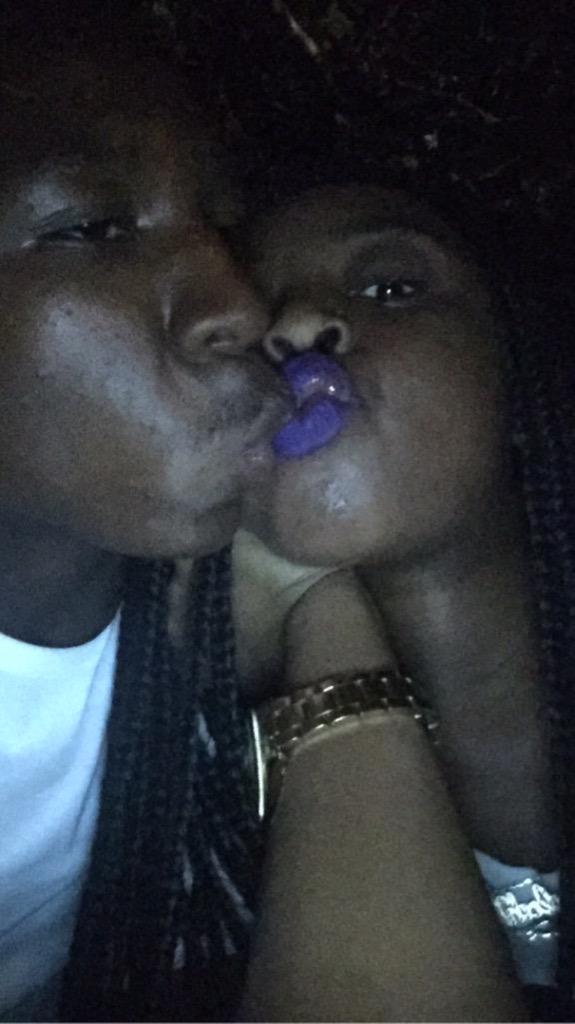 Loudpack__twan's tweet photo. Had them other bitches mad when they seen us😍😍😇😇❤️❤️❤️❤️ #wifey I miss u http://t.co/N2YNmeXu0f