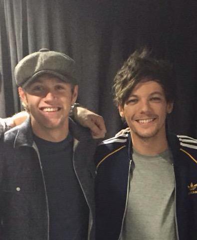 Since #NiallsNewGirlfriend and the (not so)secret about Niall &amp; I came out, Niall loves being in public with me ☺️