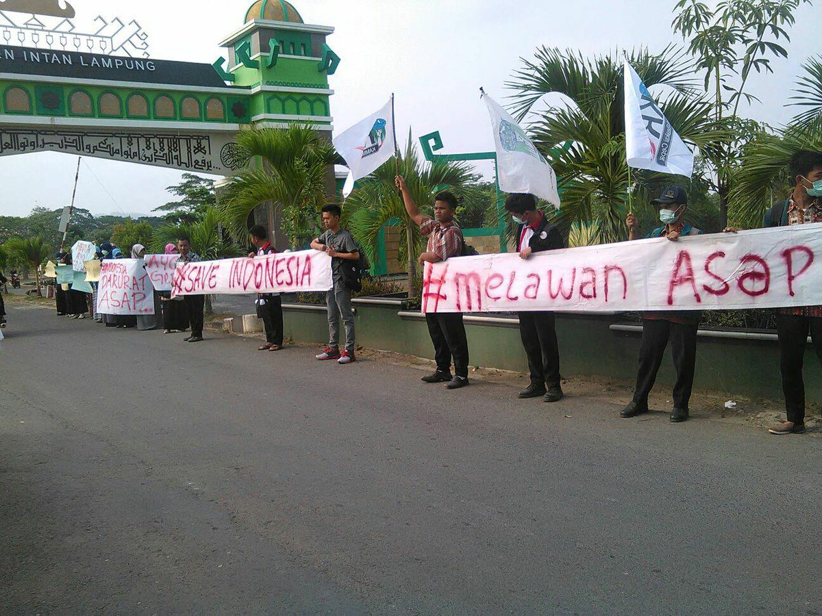 Aksi solodaritas galang dana <a href="/kammilampung/">PW KAMMI Lampung</a> | @krc_pusat <a href="/kammi_pusat/">Pengurus Pusat KAMMI</a>