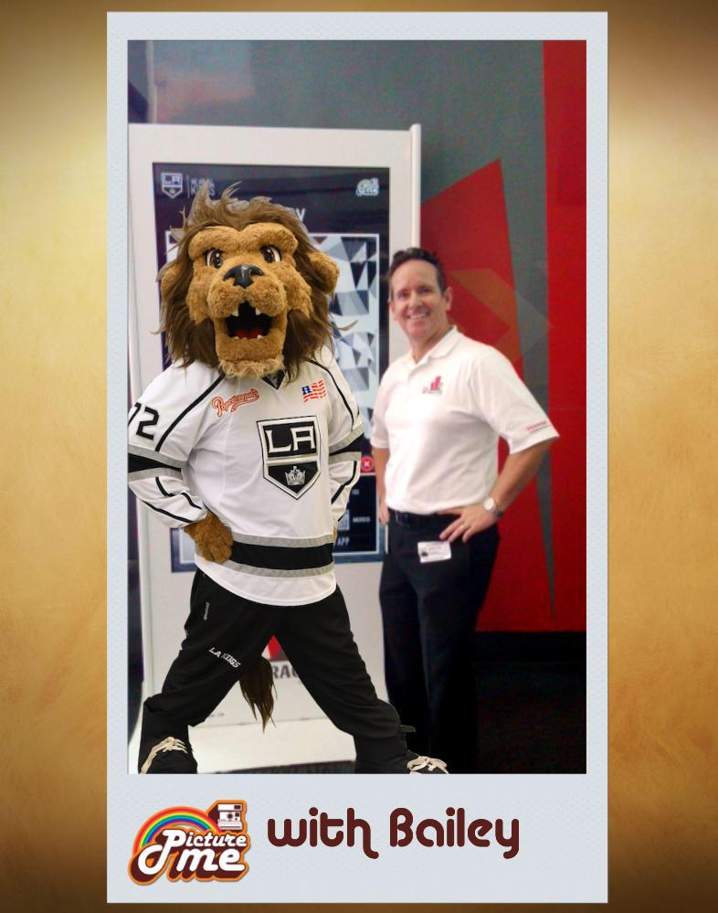 StevenBamberger's tweet photo. Hard at work with Bailey at home opener #GoKingsGo #LAInteractive #Toshiba http://t.co/SMLeb8vNEp