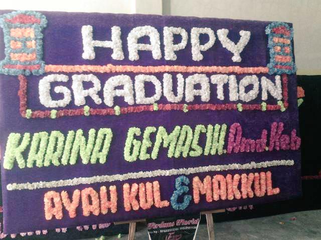 ipakgemasih's tweet photo. My graduation 🎓 http://t.co/W0fW0crKK3