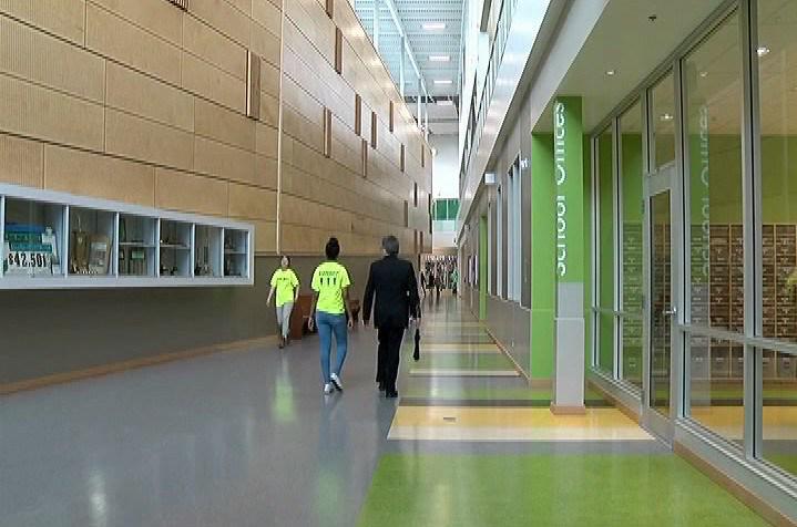 First look inside new Oak Bay High School cheknews.ca/first-look-ins…