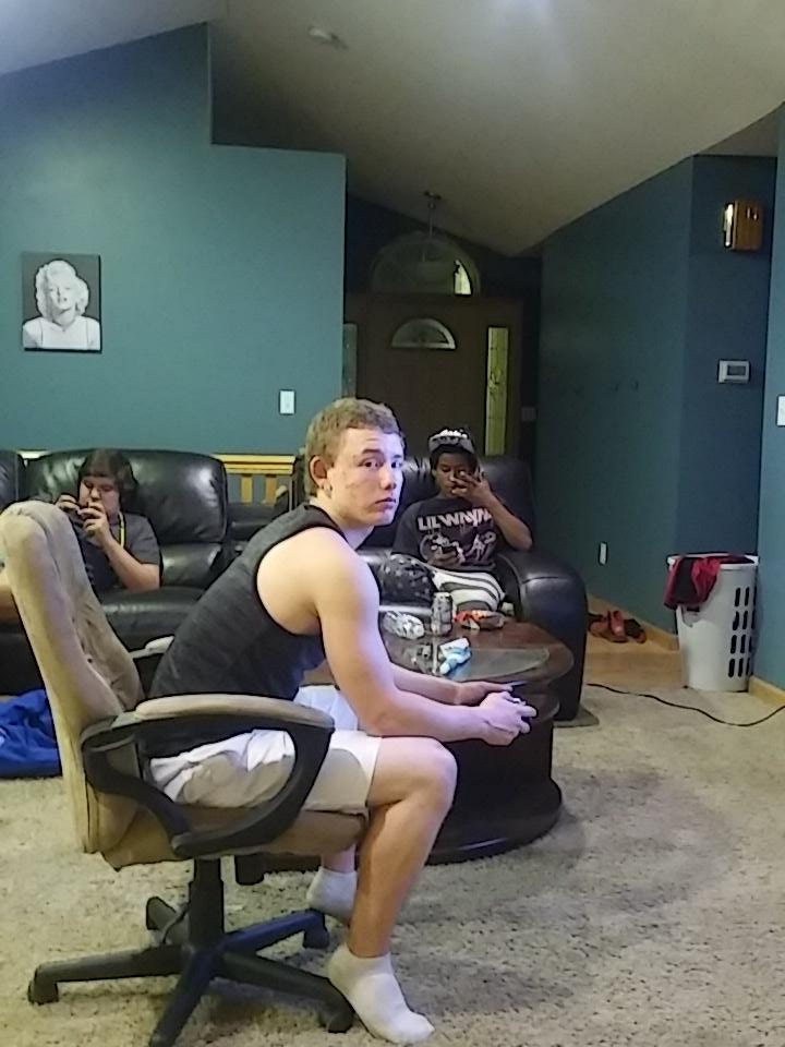 leetanner43's tweet image. Bros night