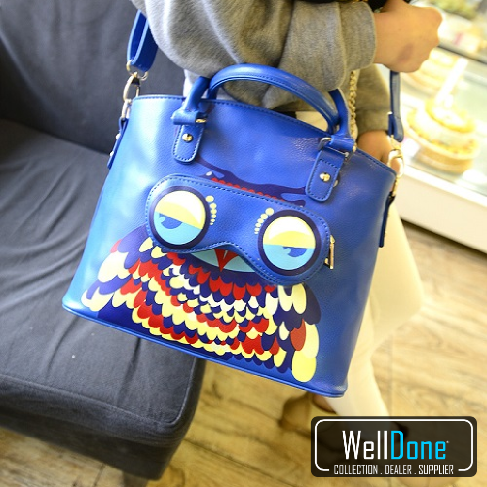 WDWellDone's tweet image. Code : WD0008SW
Colour : Blue, Black
Material : PU Leather
Size : H25xL37xD12cm
Weight : 800 grams
Price : IDR104.000