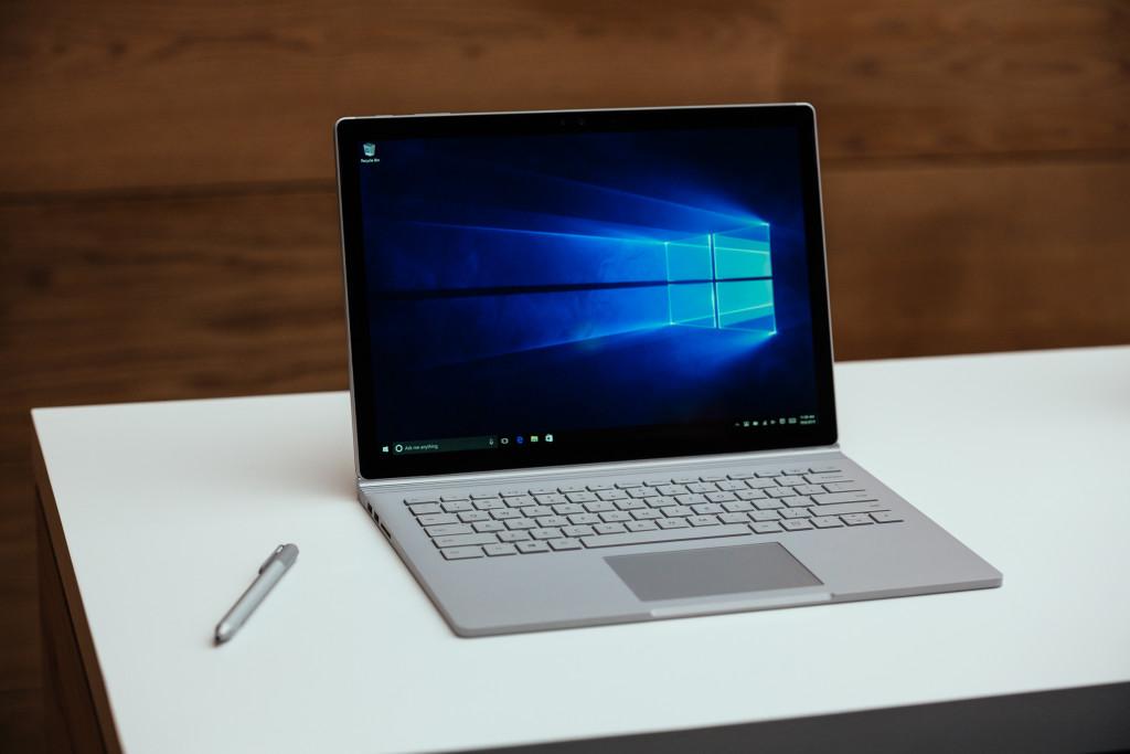 WIRED's tweet image. Microsoft's Surface Book is going to redefine how PCs are made wrd.cm/1FTPxi4