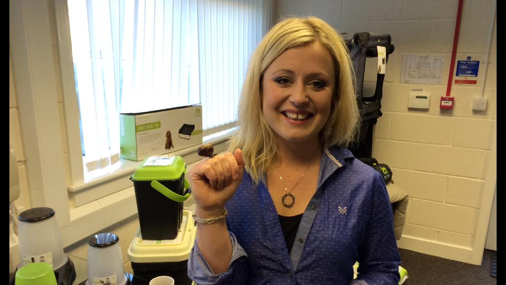 Ahead of world conker champs this w/e we hear from 2013 champ Harrogate's Sophie Knox.More <a href="/BBCYork/">BBC York</a> <a href="/spanswicktweets/">Georgey Spanswick</a>