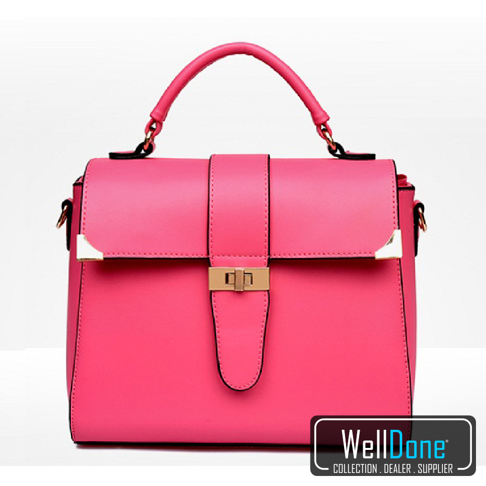 WDWellDone's tweet image. Code: WD0001SW
Colour: Dark Blue, Black, Rose
Material: Kulit PU
Size: H20xL26xD11
Weight: 950grams
Price: IDR186.000