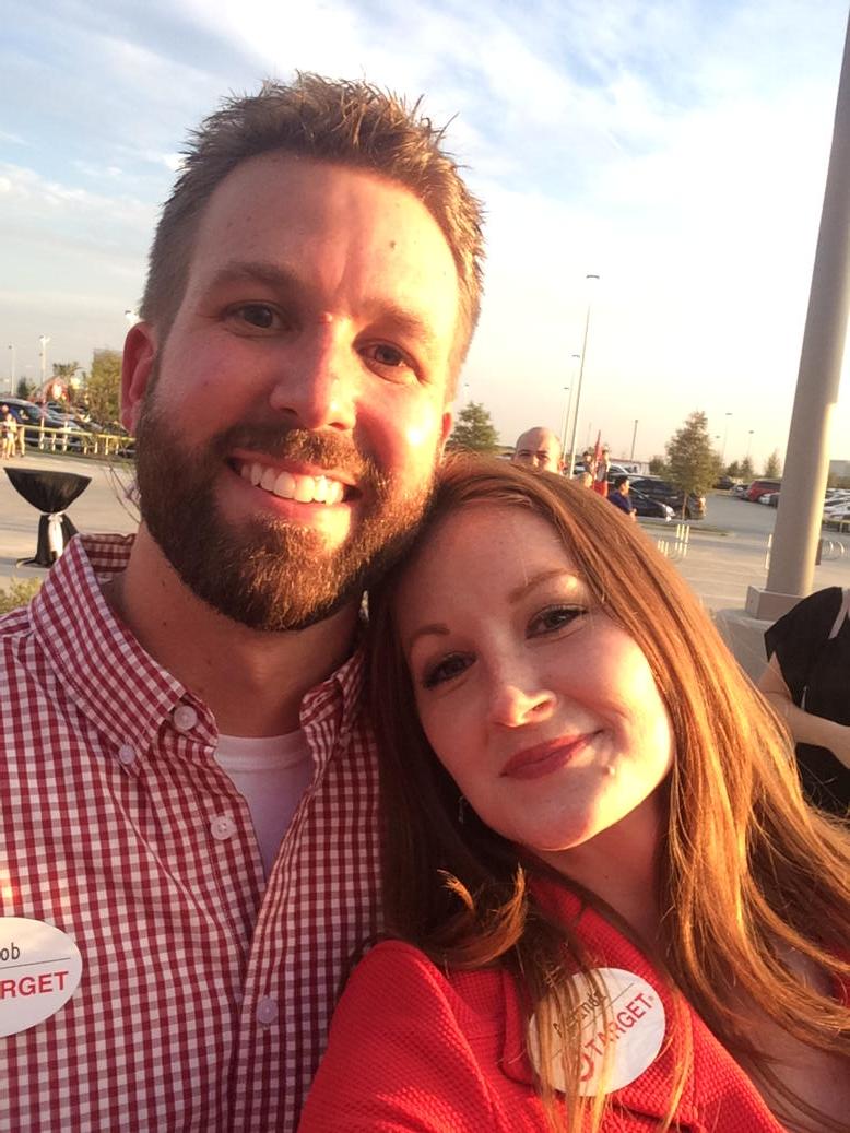 AmandaEllis391's tweet image. Having fun at an amazing VIG at #T2754!
#Targetlove @HacklerRoy @bradw_taylor @ConnieDroge